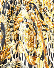 Load image into Gallery viewer, “Medusa” Kimono
